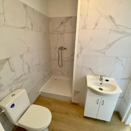 Pokoje Nad Lyna Apartment