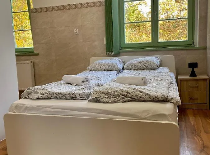 Pokoje Nad Lyna Daire