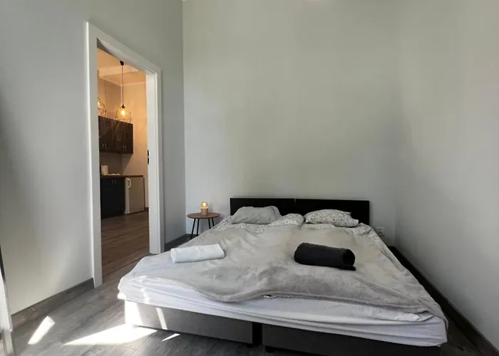 Pokoje Nad Lyna Daire *